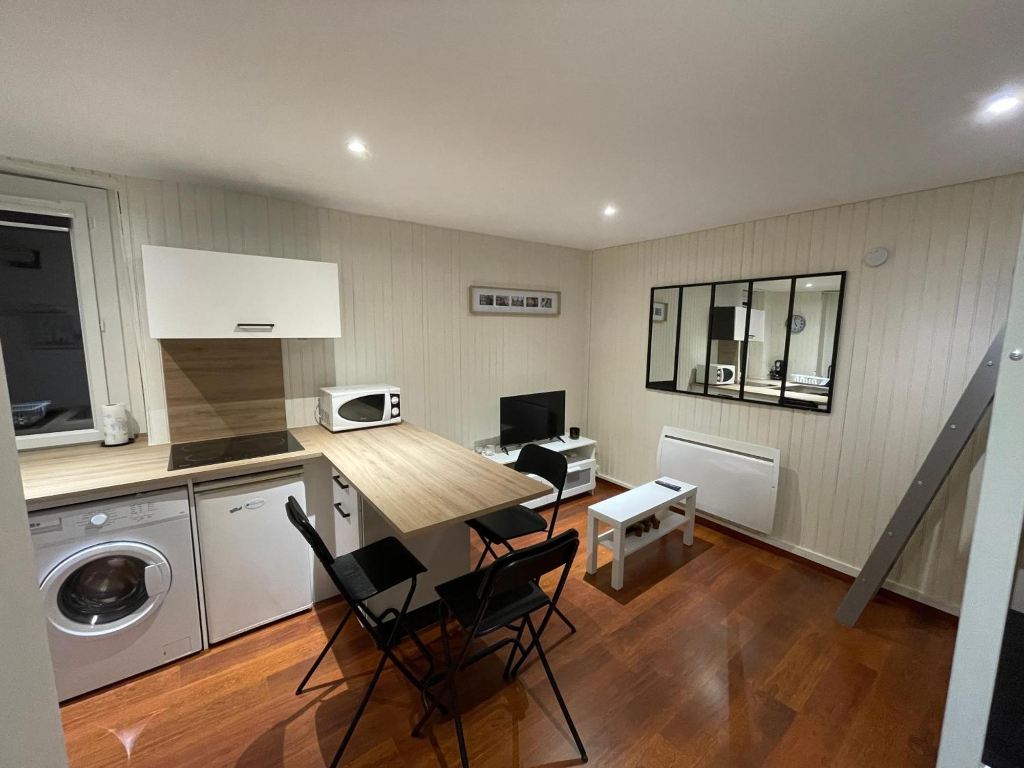 Charmant Studio En Plein Coeur De Chambéry Exteriér fotografie
